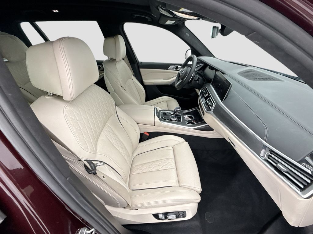 Thumbnail: 2020 BMW X7 - 19
