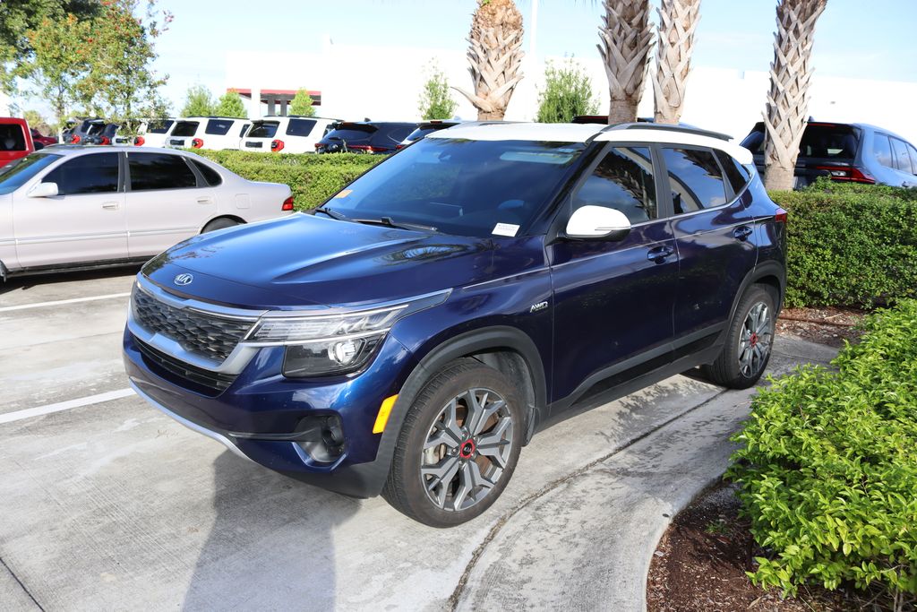 Thumbnail: 2021 Kia Seltos - 1