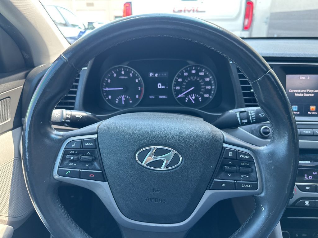 Thumbnail: 2018 Hyundai Elantra - 9