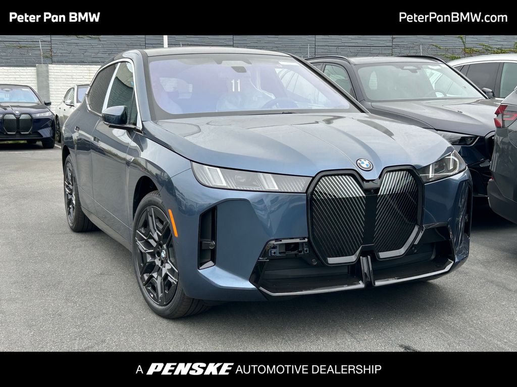 Thumbnail: 2026 BMW iX - 1