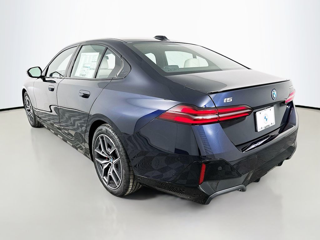 Thumbnail: 2026 BMW i5 - 7