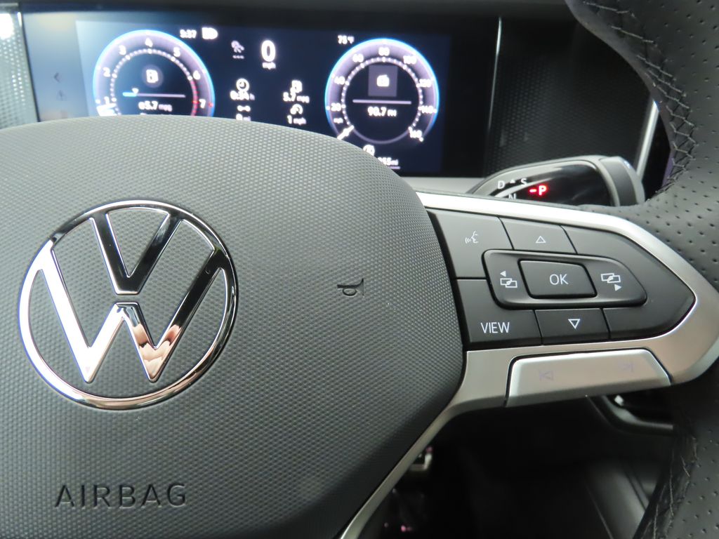 Thumbnail: 2026 Volkswagen Tiguan - 12