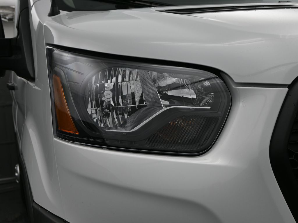 2025 Ford Transit 350