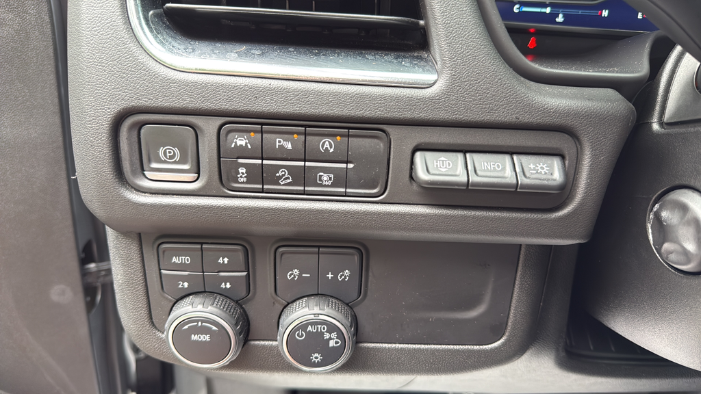 2023 Chevrolet Suburban