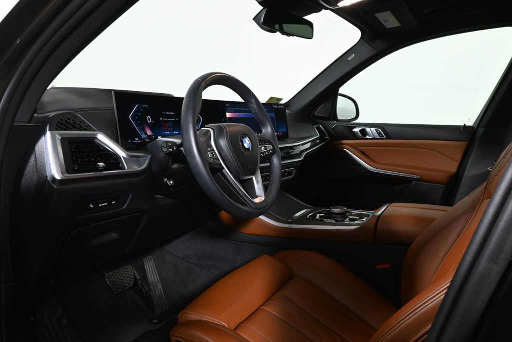 Thumbnail: 2024 BMW X5 - 15