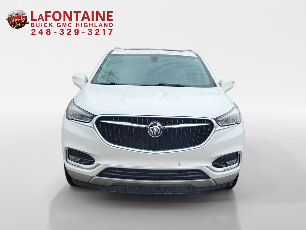 2020 Buick Enclave Essence 2