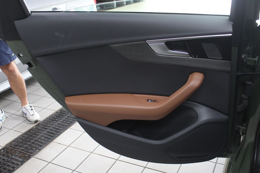 Thumbnail: 2023 Audi A4 - 25