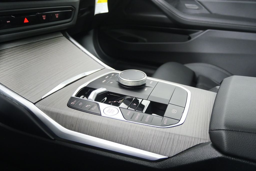 Thumbnail: 2025 BMW 4 Series - 23