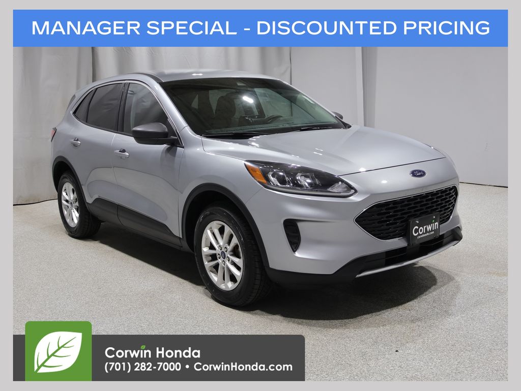 Silver Metallic 2022 Ford Escape SUV / Crossover All-Wheel Drive 8-Speed Automatic