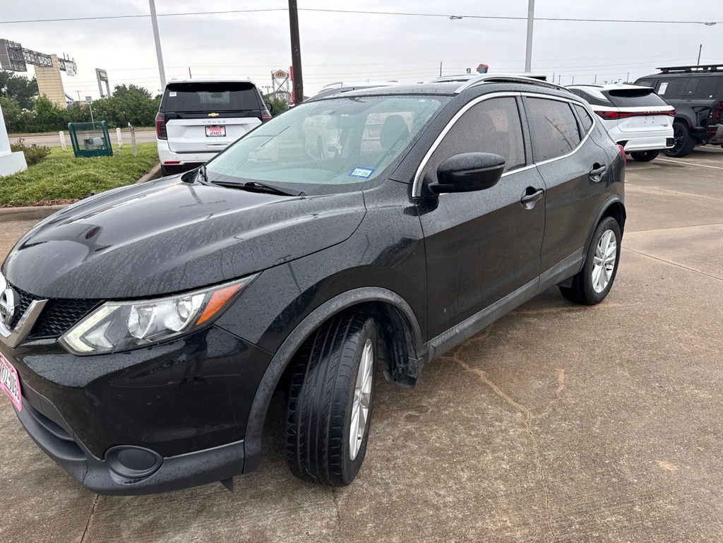 2018 Nissan Rogue Sport SV FWD's photo