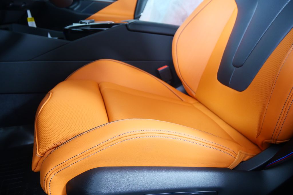 Thumbnail: 2026 BMW M5 - 14