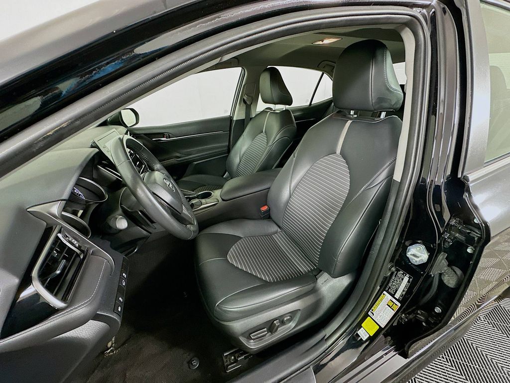 Thumbnail: 2024 Toyota Camry - 20