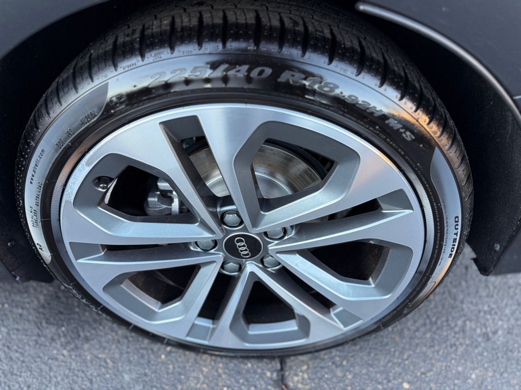 Thumbnail: 2025 Audi A3 - 12