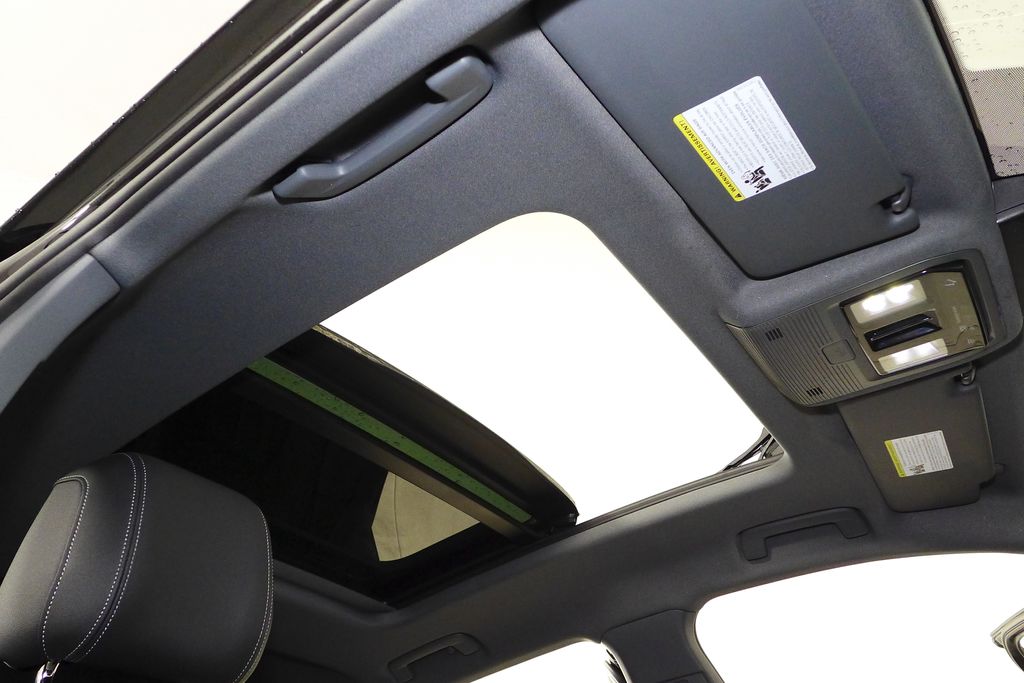 Thumbnail: 2025 Audi Q4 e-tron - 18