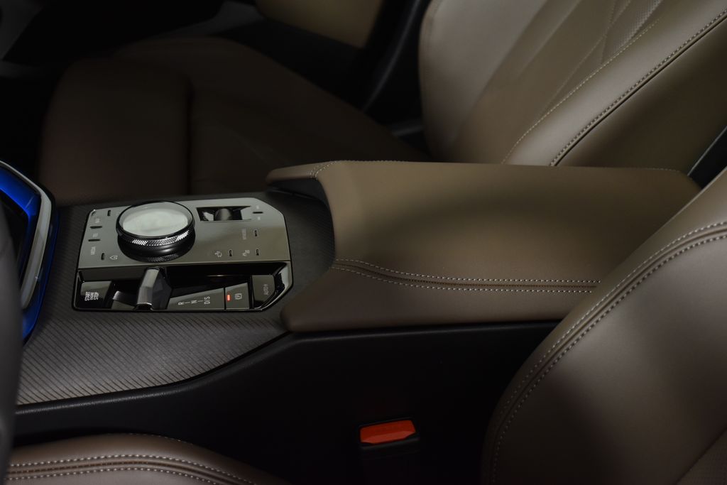 Thumbnail: 2026 BMW X3 - 25