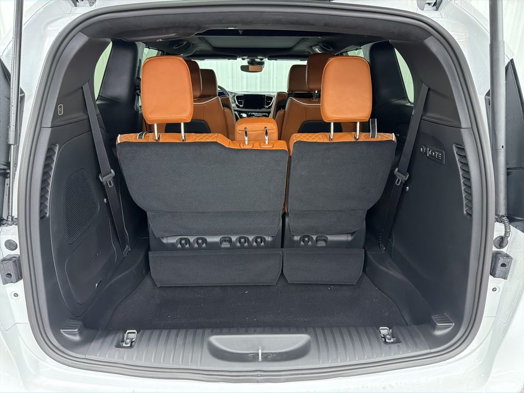 2026 Chrysler Pacifica Pinnacle - 7
