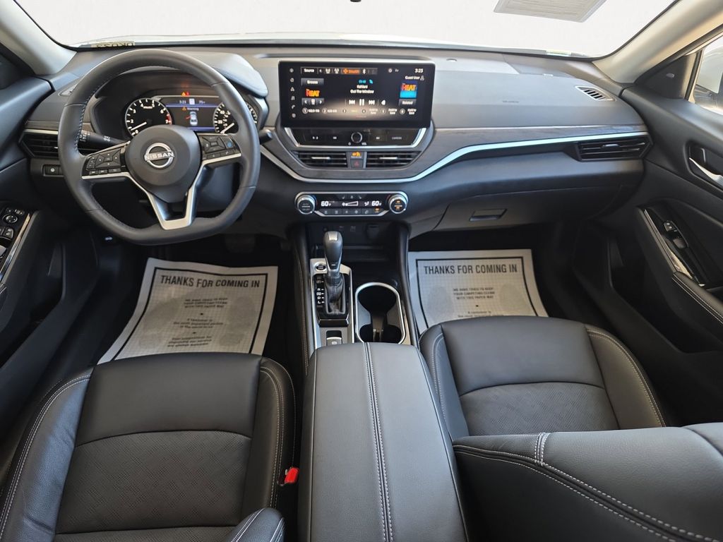 2024 Nissan Altima 2.5 SL photo