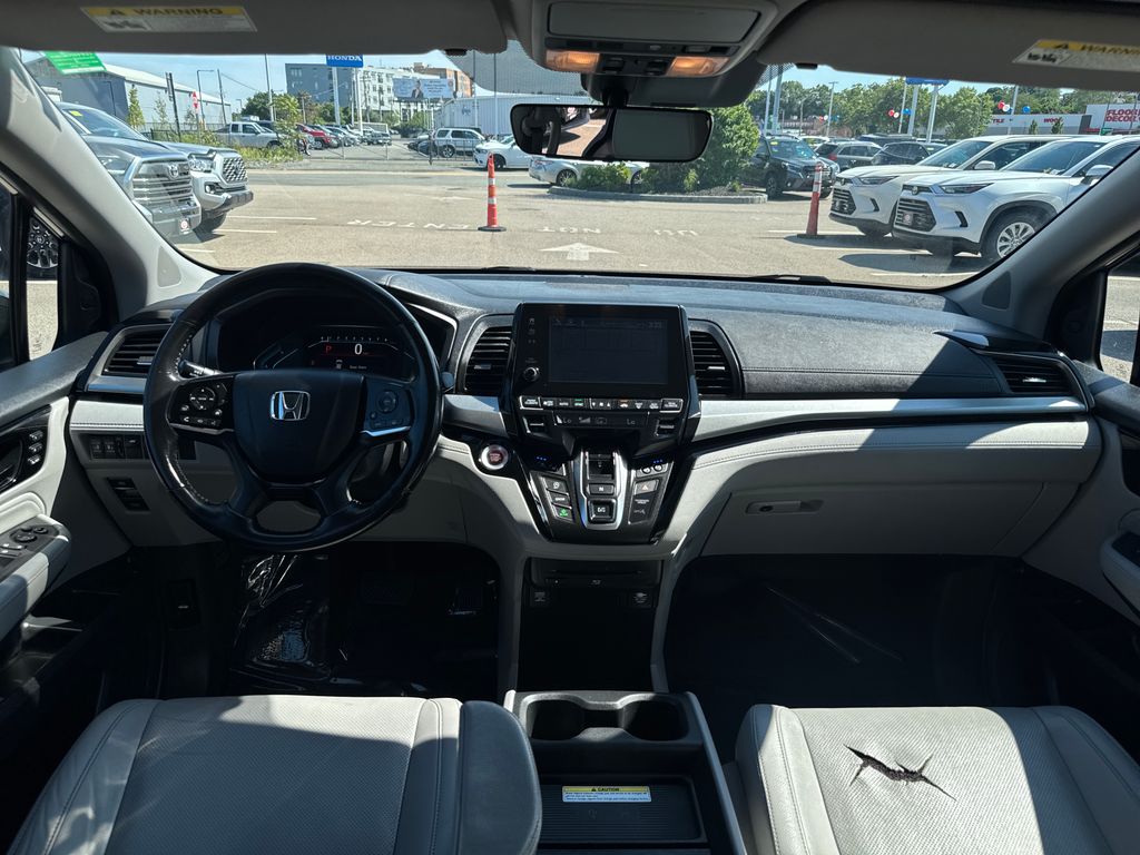 Used 2018 Gray Honda Elite image 13