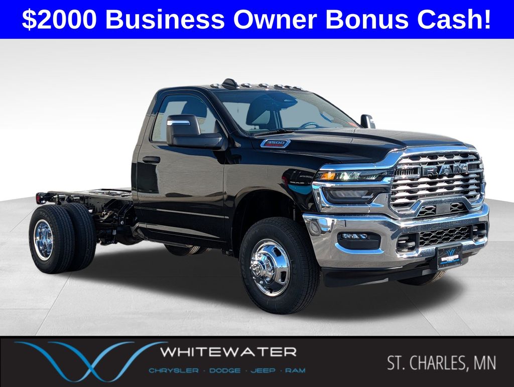 Diamond Black Crystal Pearlcoat 2026 RAM 3500 Chassis Tradesman Regular Cab DRW 4WD Pickup Truck Four-Wheel Drive 8-Speed Automatic