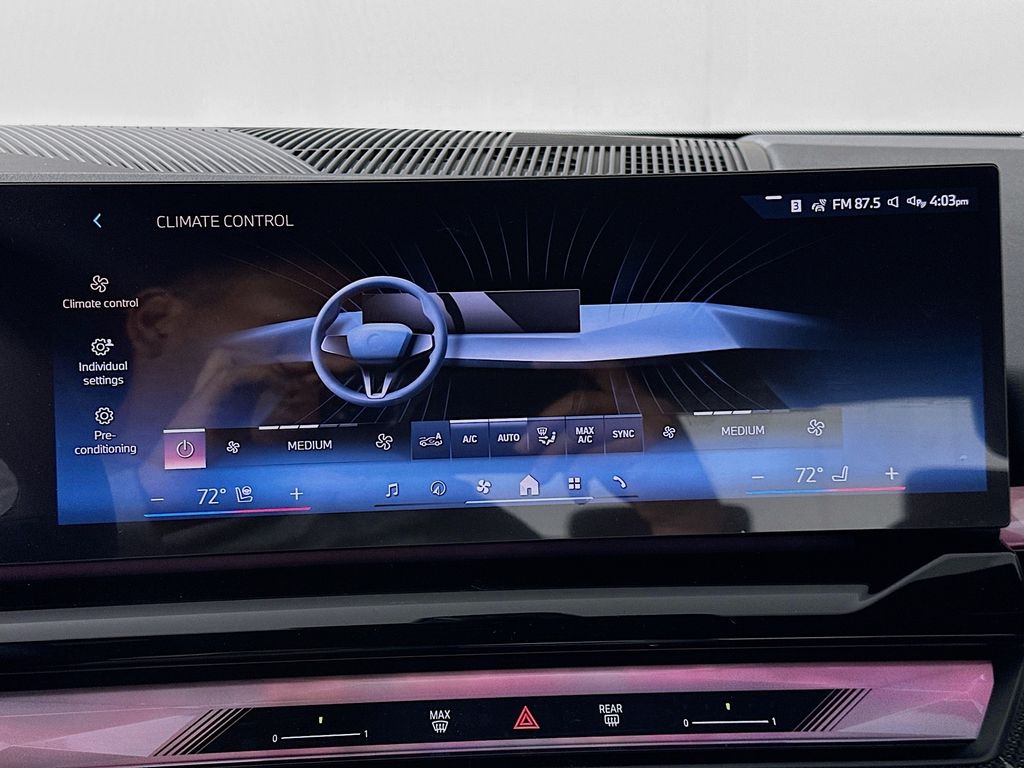 Thumbnail: 2026 BMW 5 Series - 14