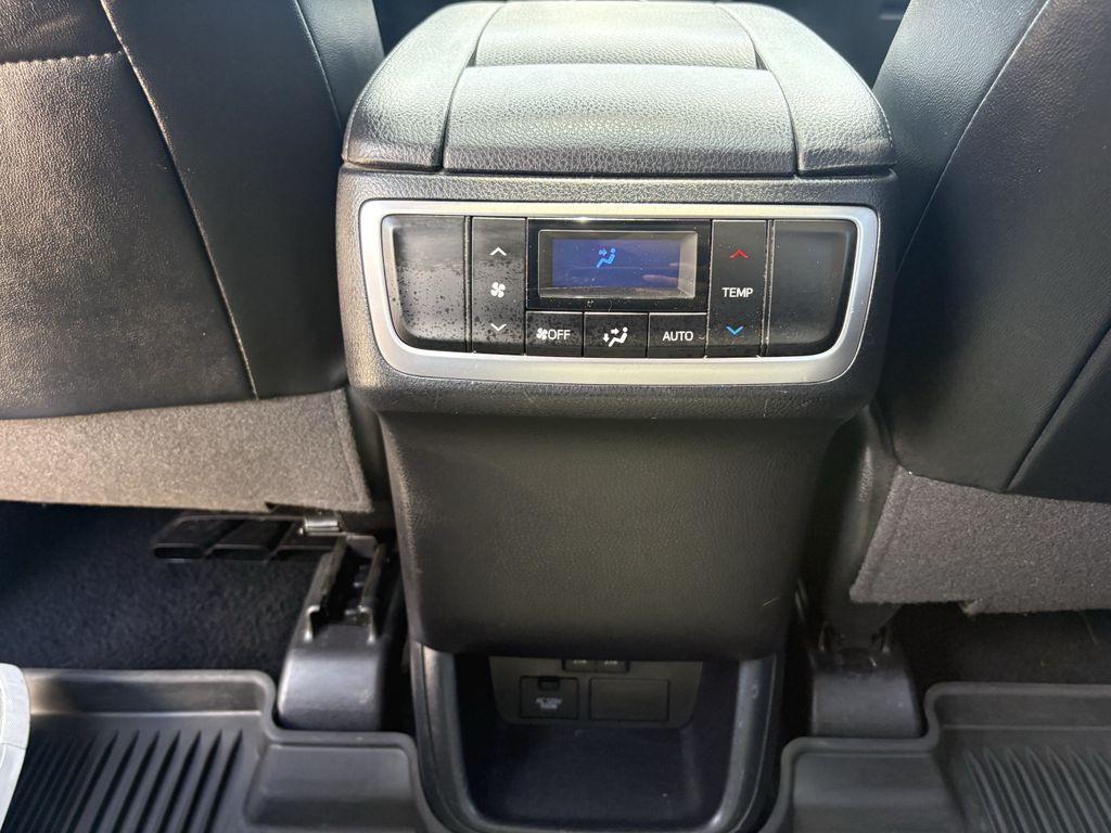 2019 Toyota Highlander XLE Gray at Gullo Toyota