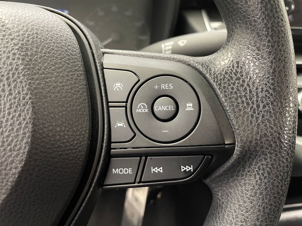 2023 Toyota Corolla LE 22