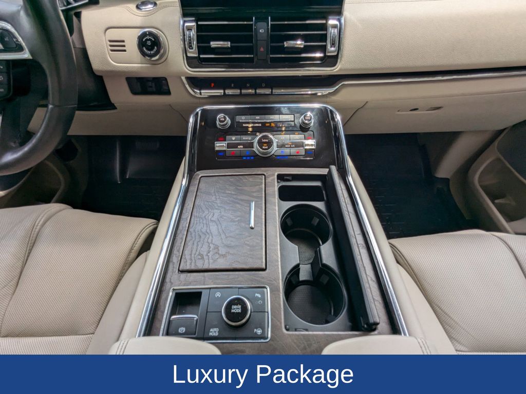 2021 Lincoln Navigator L Reserve