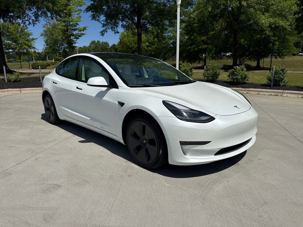 2022 Tesla Model 3 Long Range Dual Motor All-Wheel Drive's photo