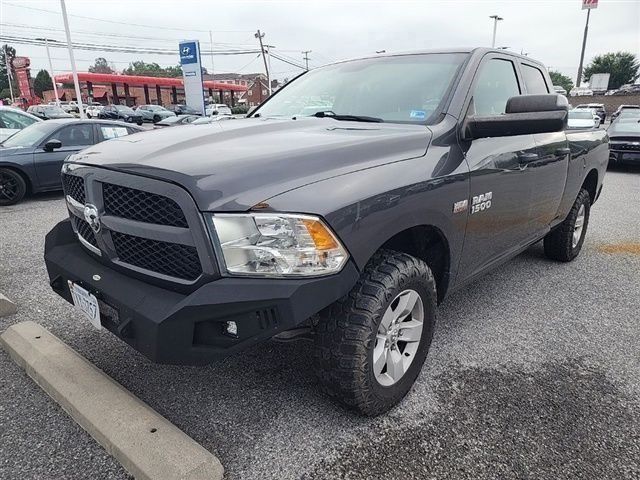 Gray (Granite Crystal Metallic Clearcoat) 2018 RAM 1500 Pickup Truck Four-Wheel Drive 8-Speed Automatic