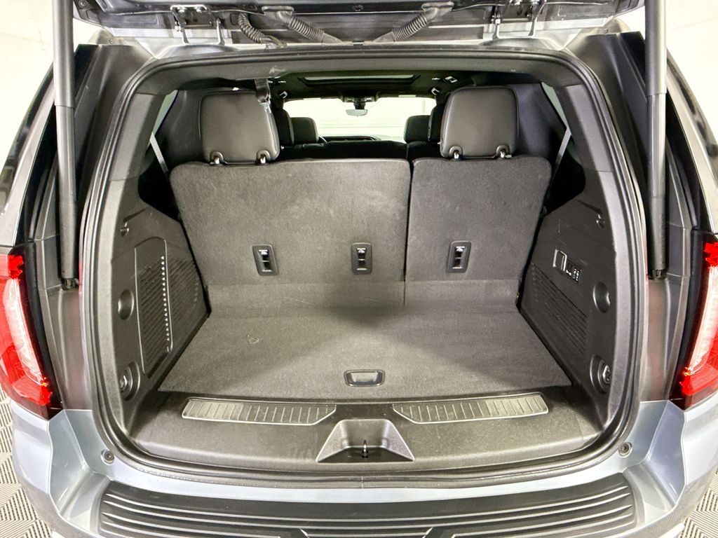 Thumbnail: 2022 GMC Yukon - 28