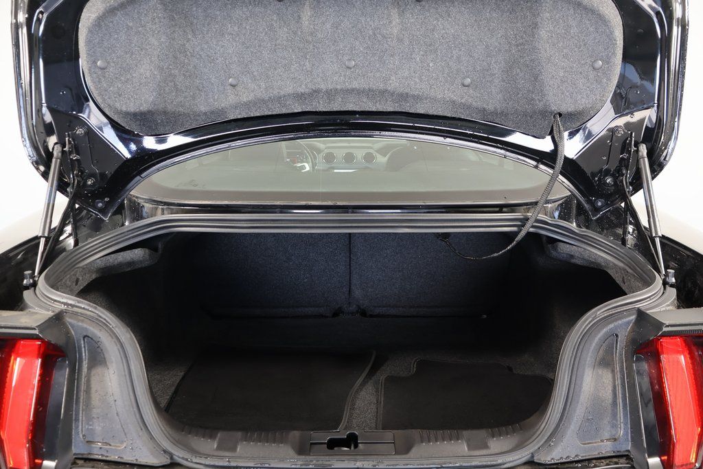 Thumbnail: 2022 Ford Mustang - 12