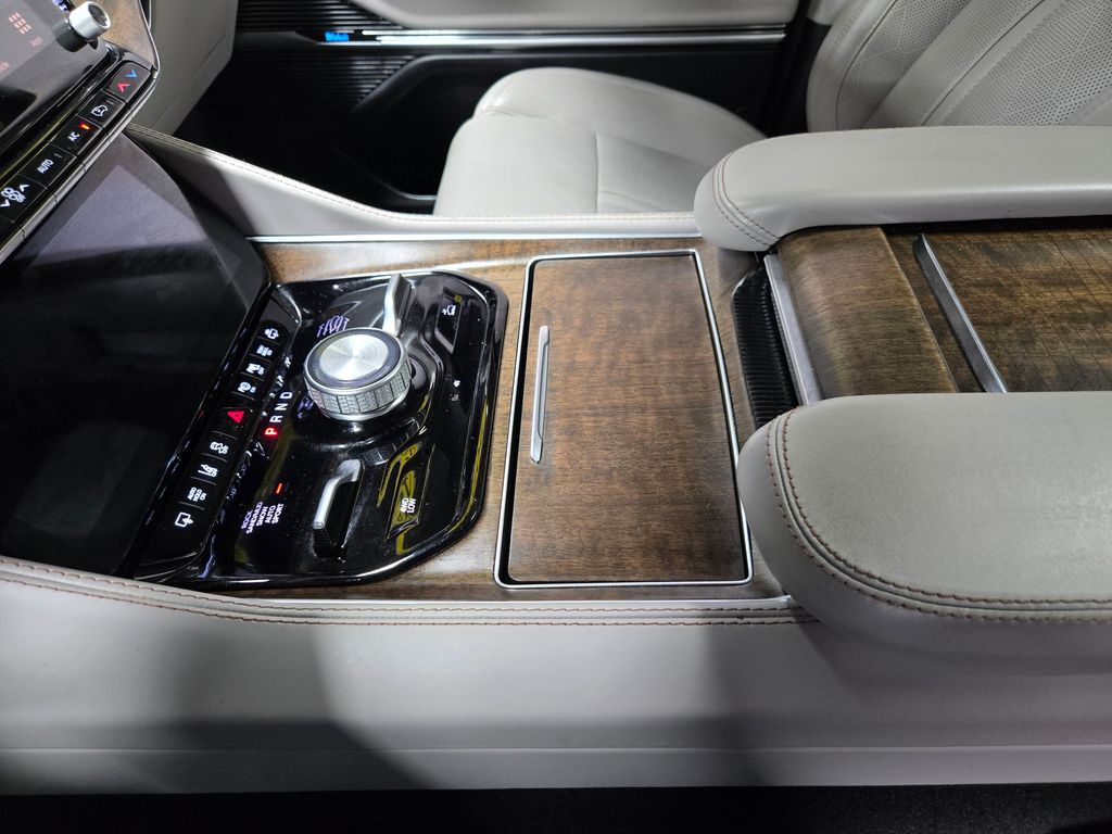 2022 Jeep Grand Wagoneer Series II - Photo 31