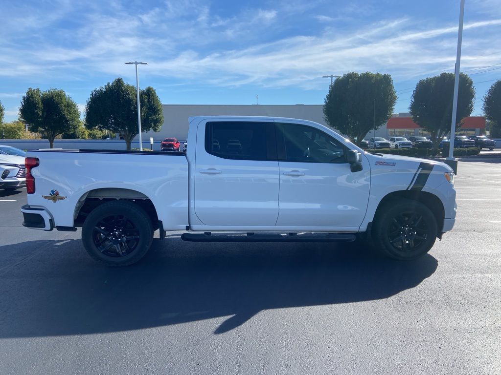 Thumbnail: 2022 Chevrolet Silverado 1500 - 6