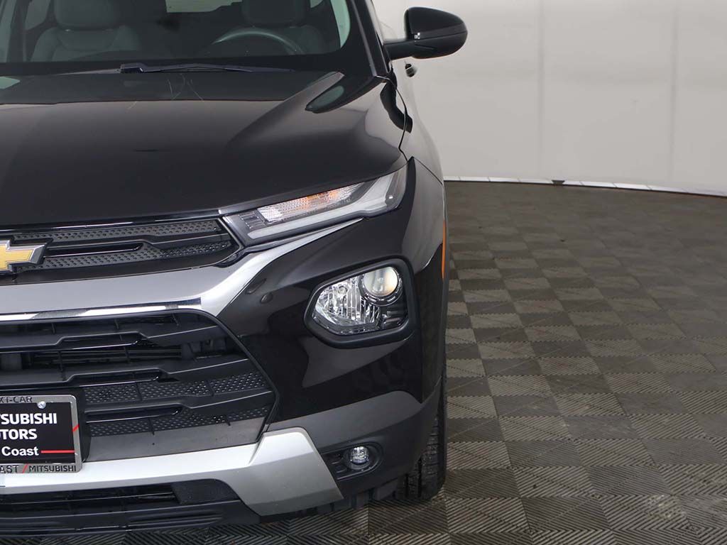 Used 2023 Black Chevrolet LT image 13