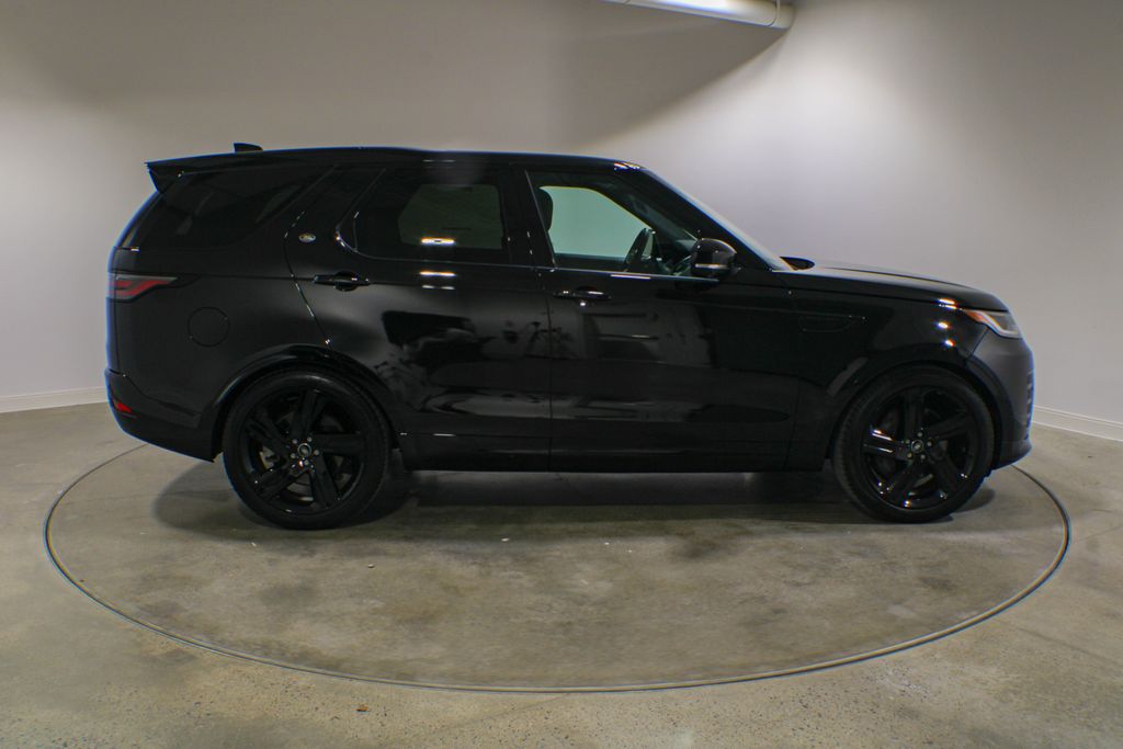 Certified Used 2025 Black Land Rover Dynamic SE image 6