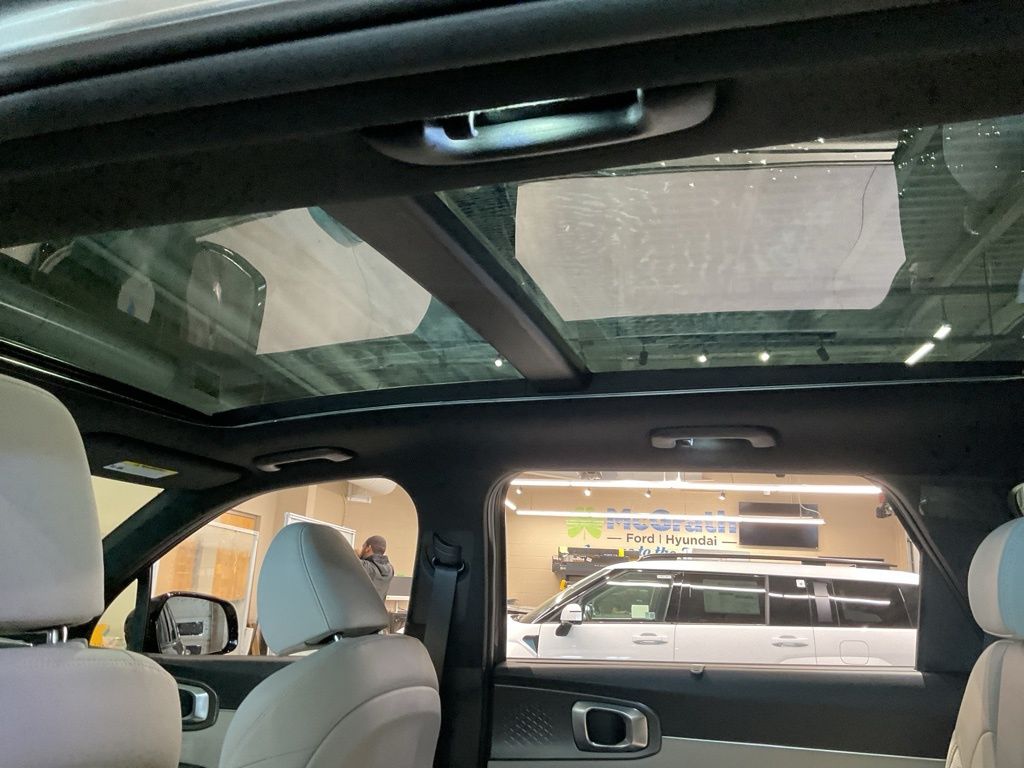 New 2026 Beige Kia SX Prestige image 8