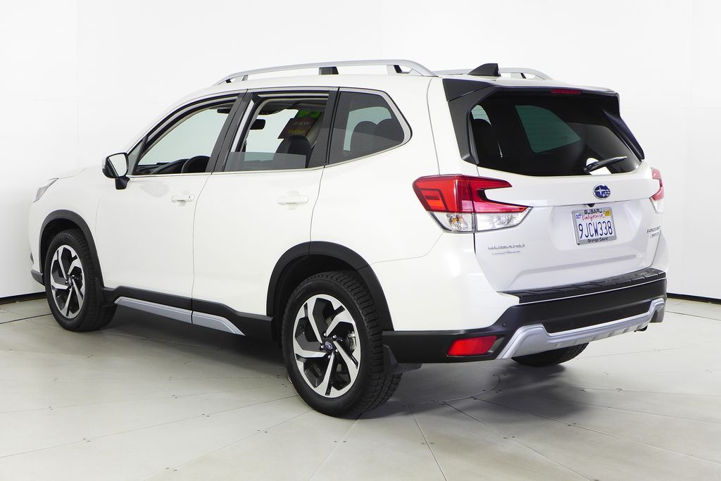 2024 Subaru Forester Touring 11