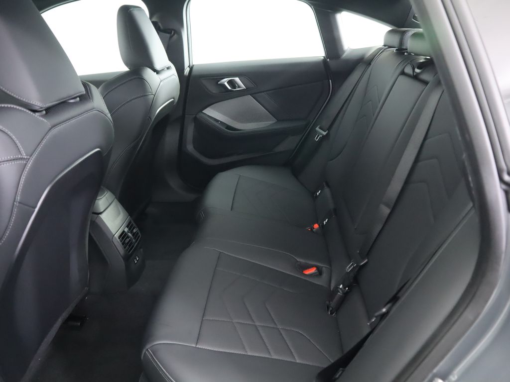 Thumbnail: 2026 BMW 2 Series - 22