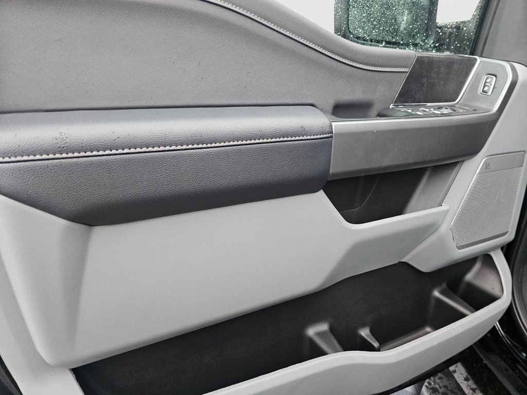 New 2026 Black Ford XLT image 18