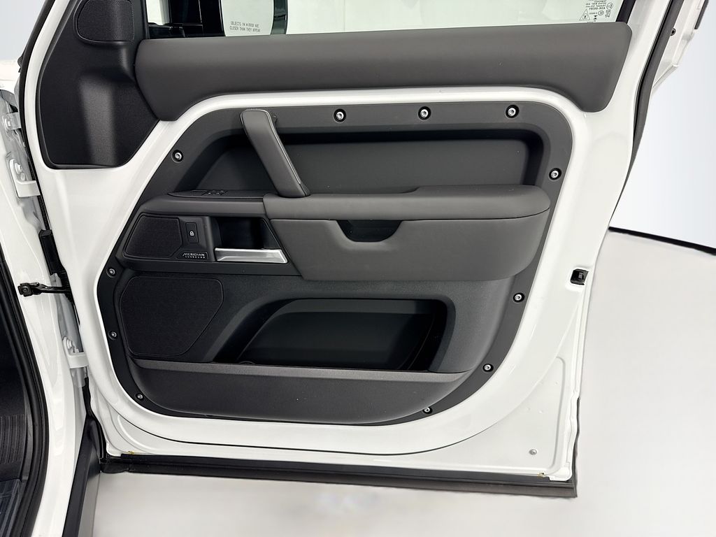 Thumbnail: 2026 Land Rover Defender - 24