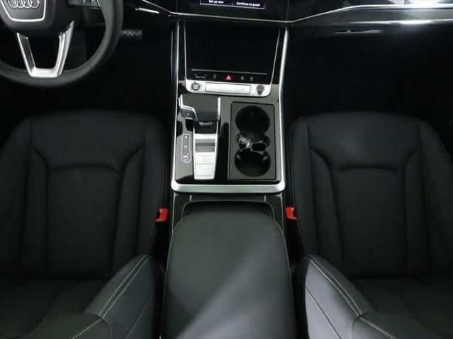 Thumbnail: 2026 Audi Q8 - 18