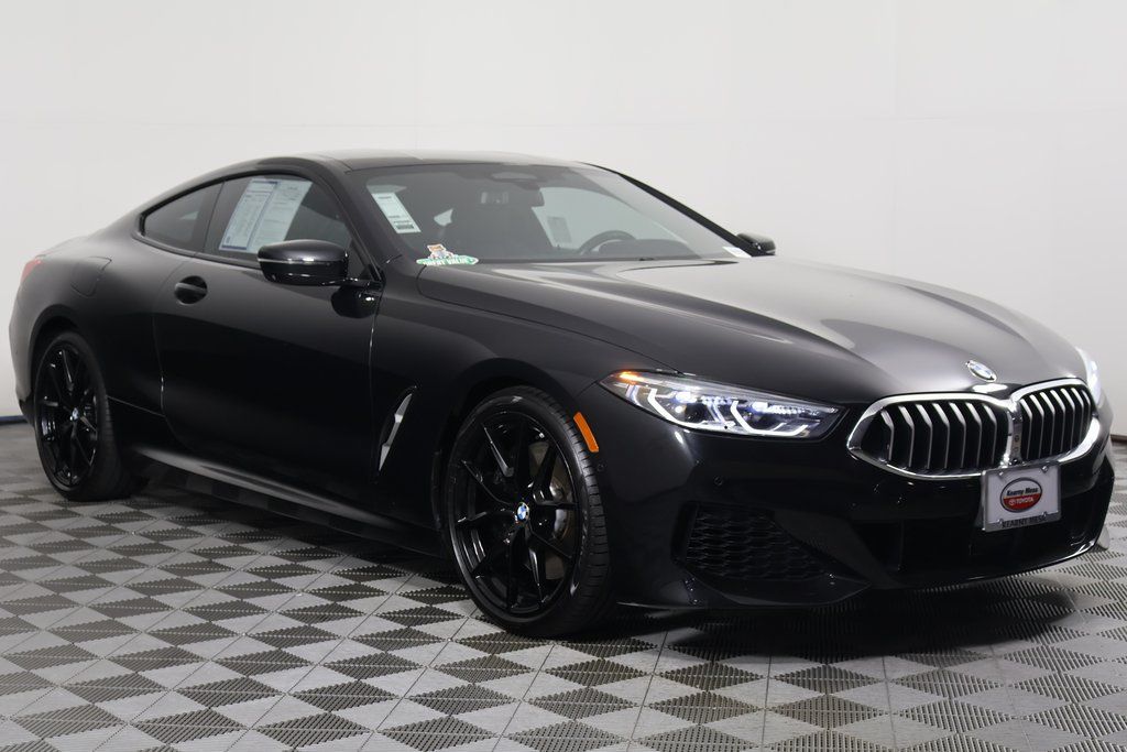 Thumbnail: 2022 BMW 8 Series - 3