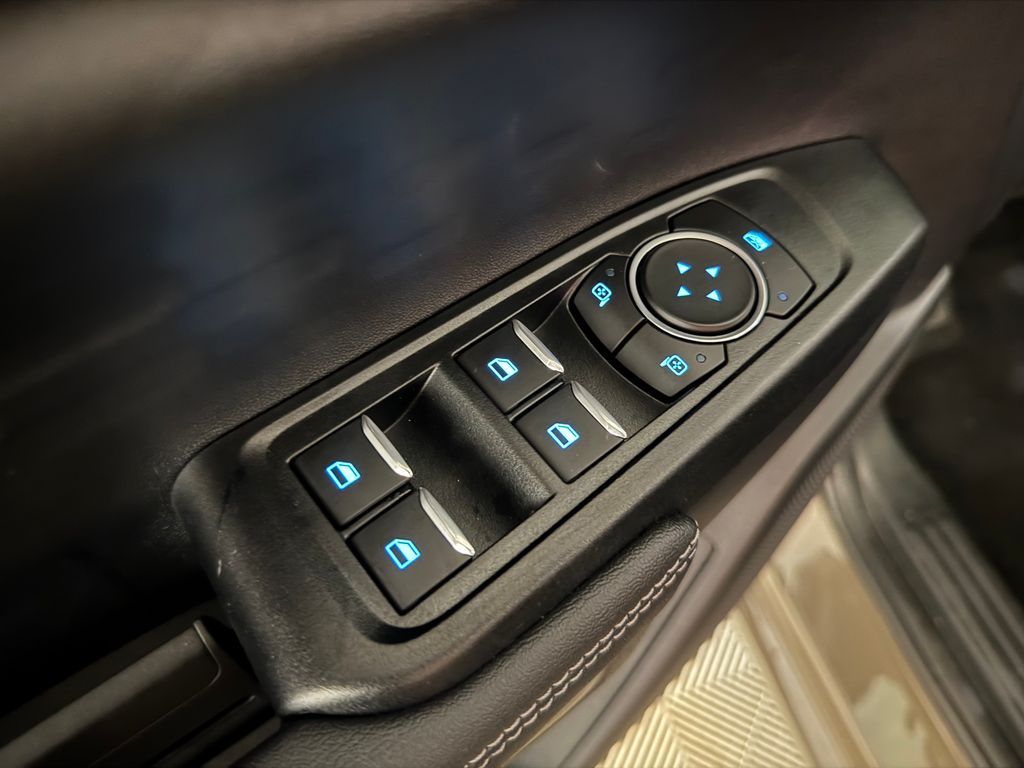 New 2026 Gray Ford XLT image 25