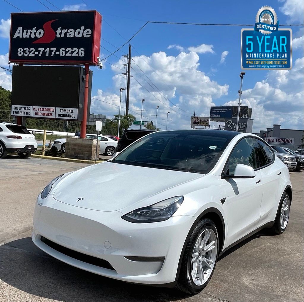 2023 Tesla Model Y Long Range White at River Oaks CDJR