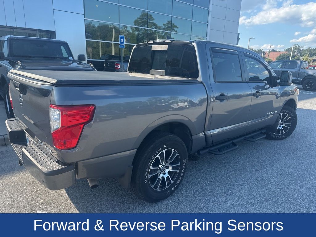 2022 Nissan Titan SV