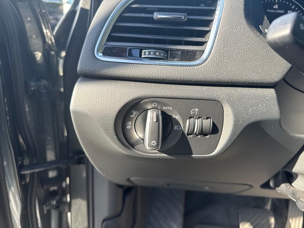 Used 2018 Gray Audi 2.0T Premium image 18