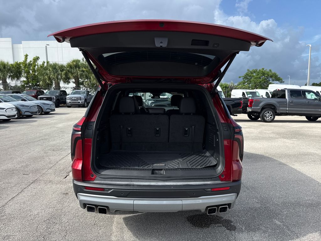 Certified Used 2024 Red Chevrolet Z71 image 29
