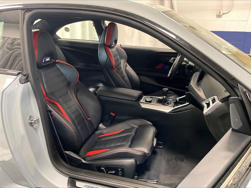 2025 BMW M2 — photo 11