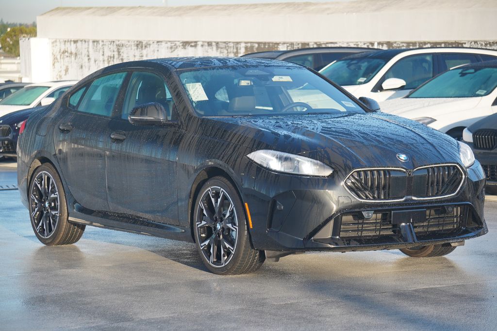 Thumbnail: 2026 BMW 2 Series - 3