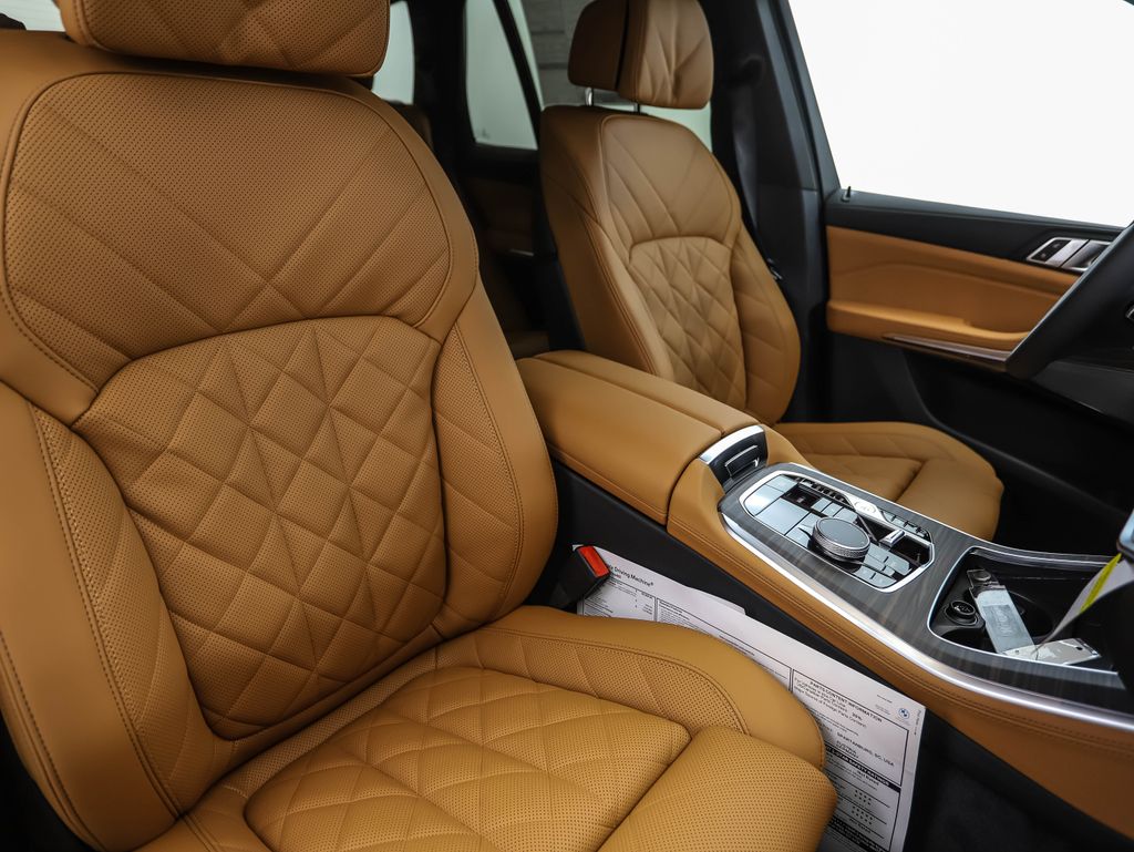 Thumbnail: 2026 BMW X5 - 30